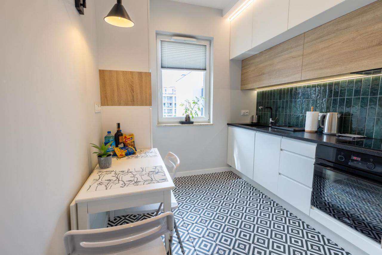 Bielany Apart Joanny Obok Metra วอร์ซอ ภายนอก รูปภาพ